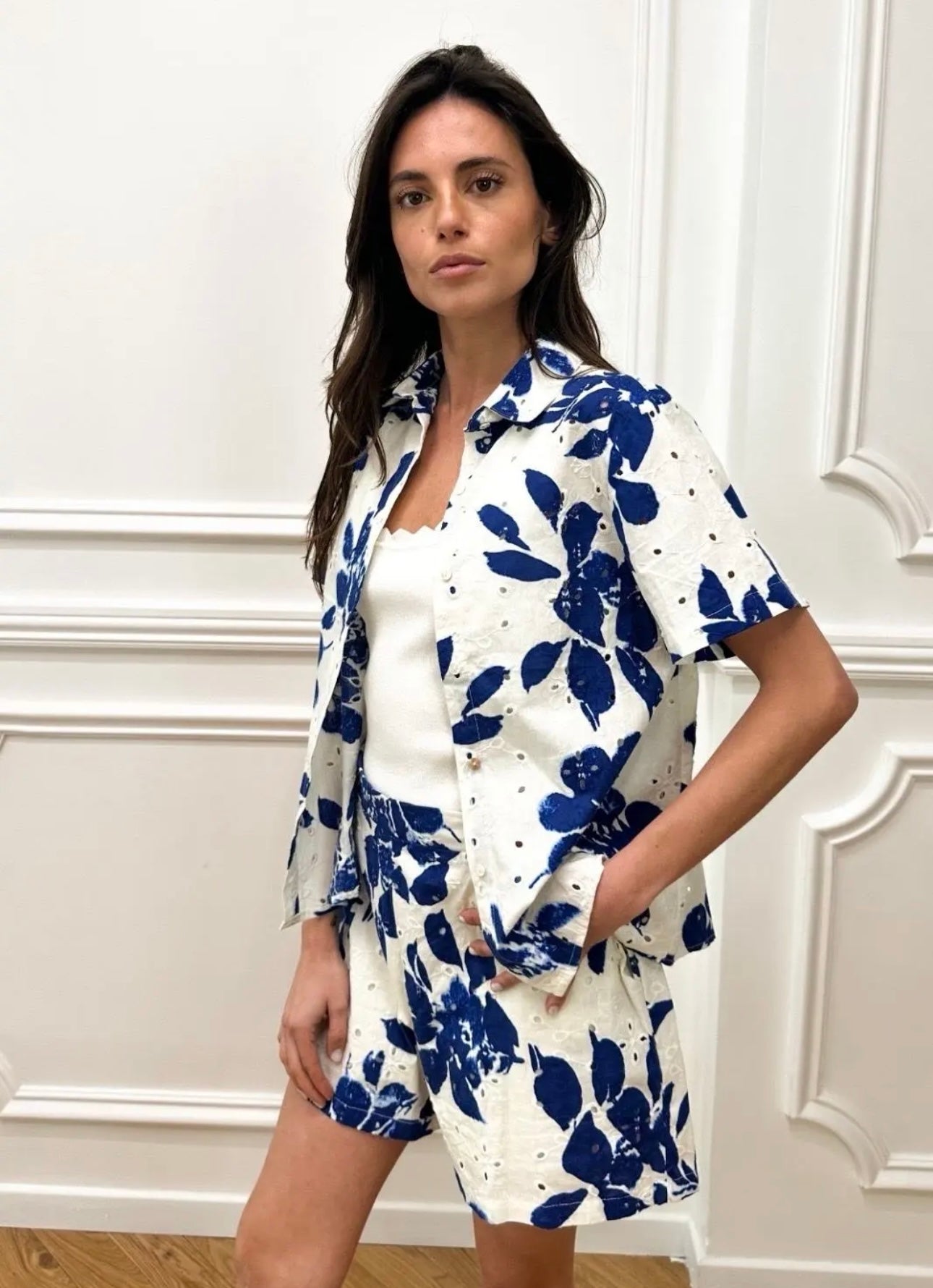 Bleu shirt