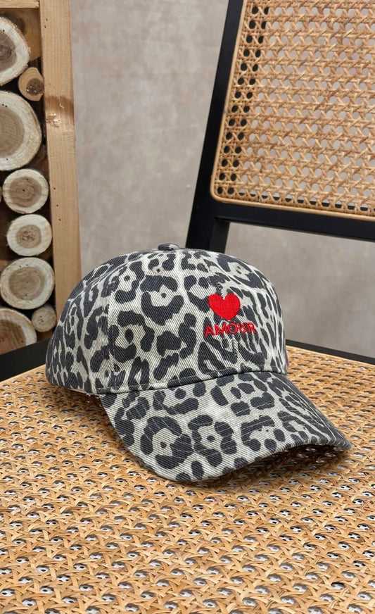 Leo cap